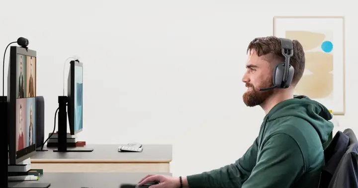 Revisión inalámbrica de Logitech Zone Vibe: auriculares livianos que entienden las reuniones sin abandonar la música